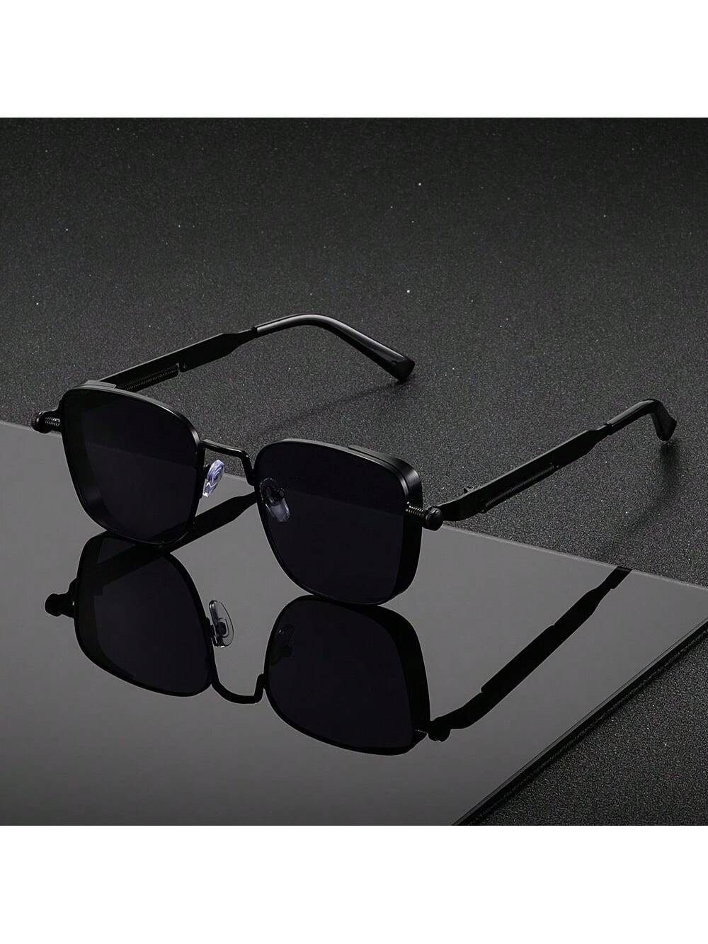 Fashionable New Metal Spring Punk Eyeglasses Large Frame Glasses Suitable For Outdoor Travel 200+ sold