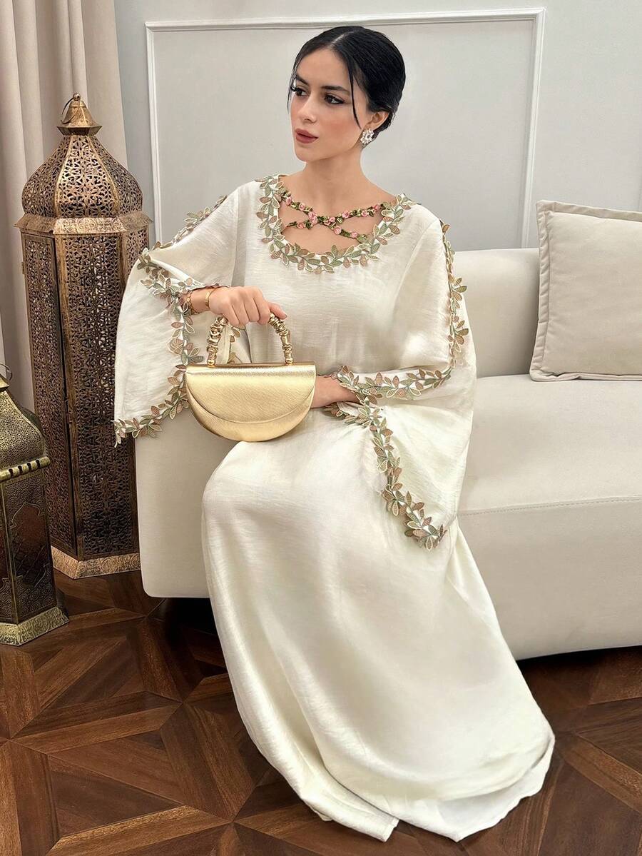 Yasmyna Women's Loose Long Sleeve Arabic Style Dress With Applique Decor And Criss-Cross Design — image 4