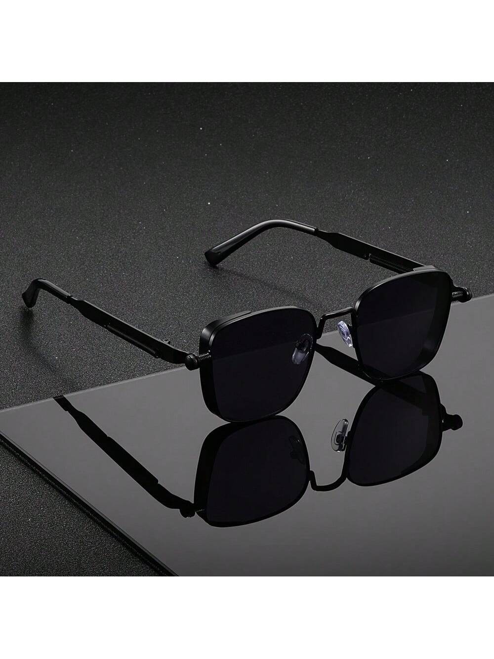 Fashionable New Metal Spring Punk Eyeglasses Large Frame Glasses Suitable For Outdoor Travel 200+ sold — image 2