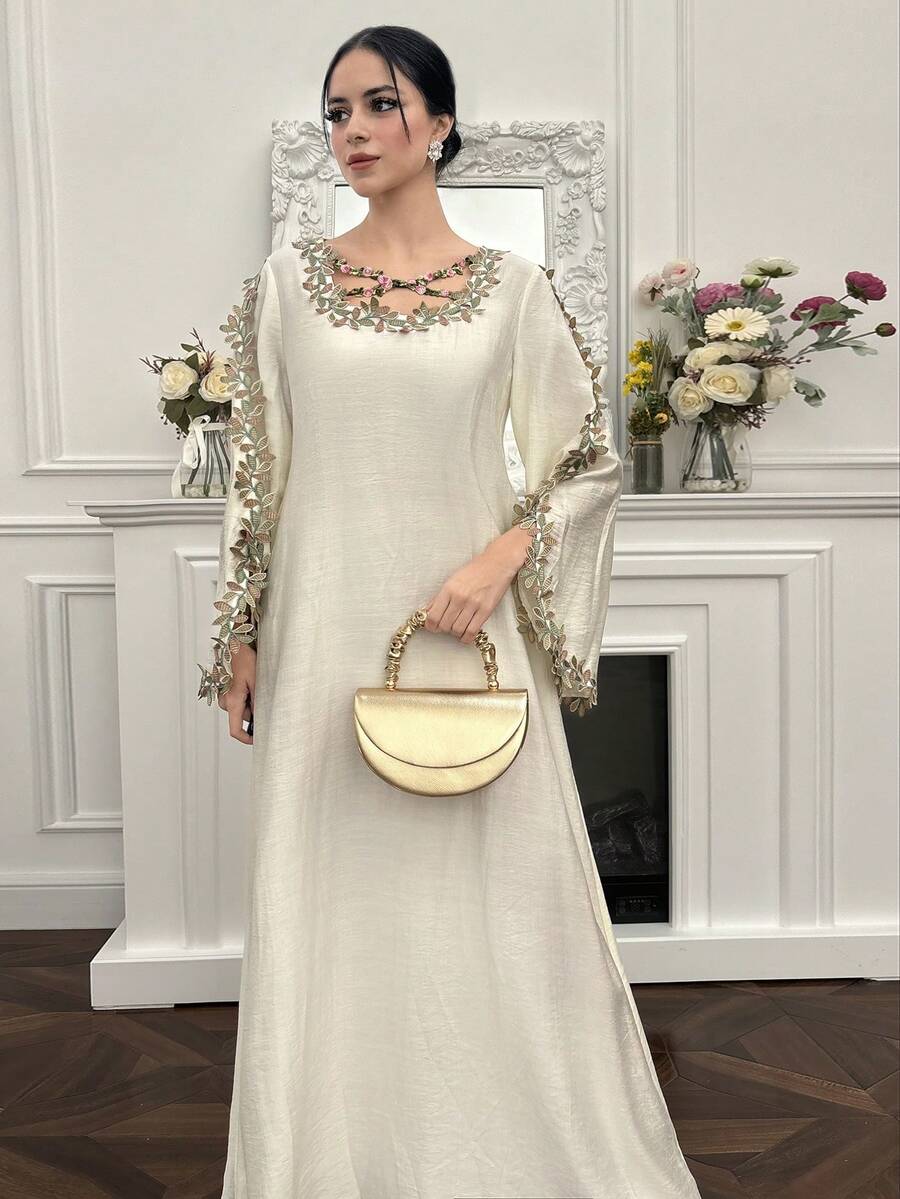 Yasmyna Women's Loose Long Sleeve Arabic Style Dress With Applique Decor And Criss-Cross Design — image 3