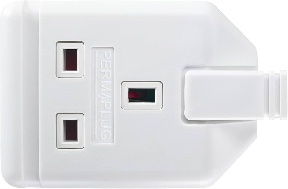 Masterplug Heavy Duty Single Socket Trailing Socket, Without Plug and Cable, White — image 2